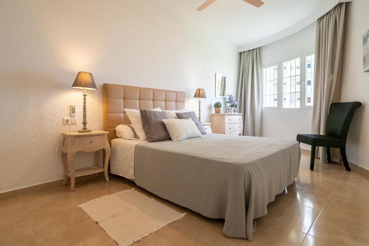 Md002 Precioso Apartamento En Primera Linea De Playa Sitio de Calahonda 外观 照片